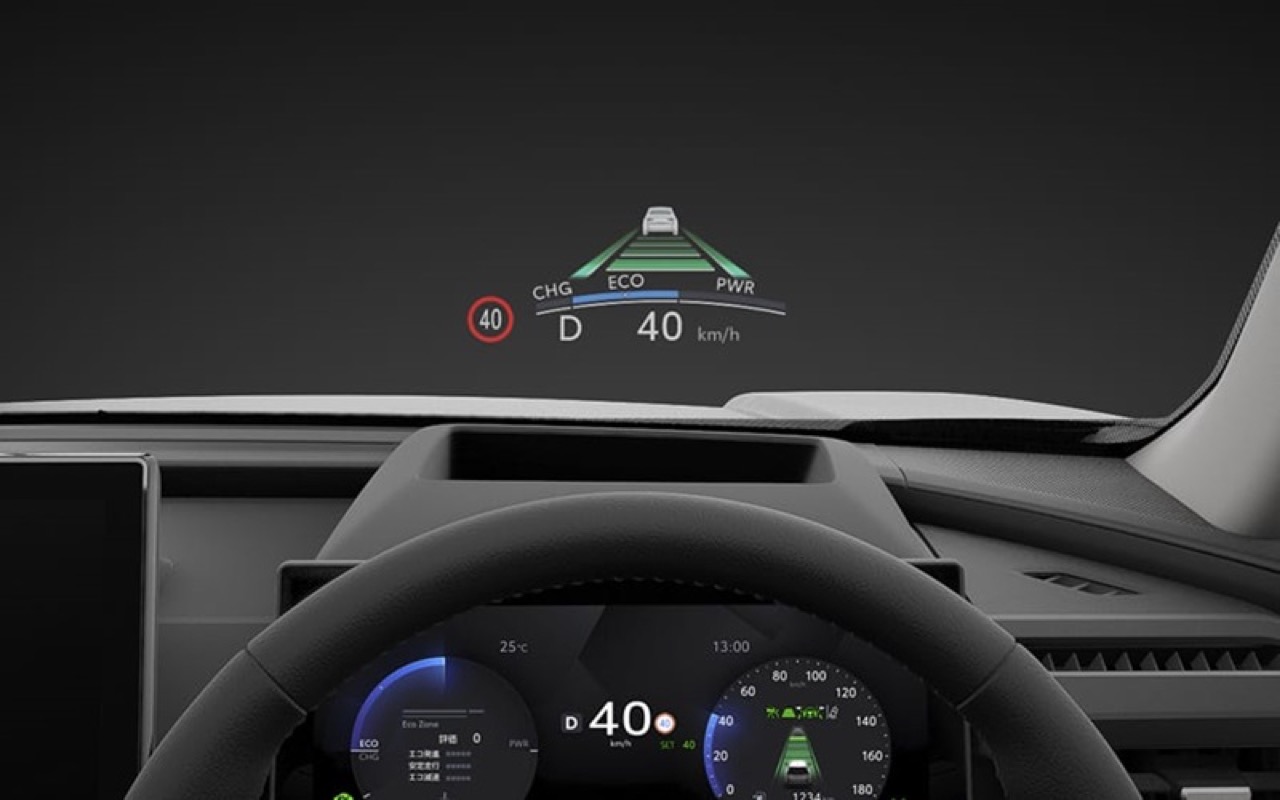 Toyota RAV4 驾驶舱大进化！终于配置 3D 悬浮 HUD