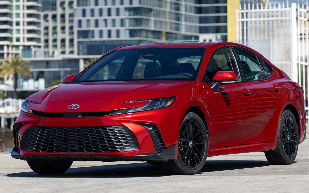 美式丰田大反攻！Camry 王者回归，Tundra 巨兽 2026 强袭日本市场