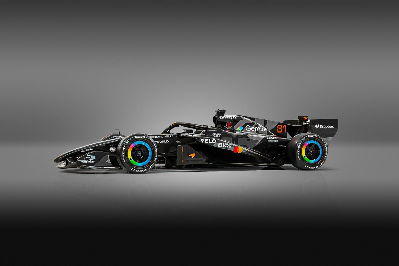 2026 F1 赛季序幕：McLaren Mastercard「黑银涂装」背后的夺冠野心
