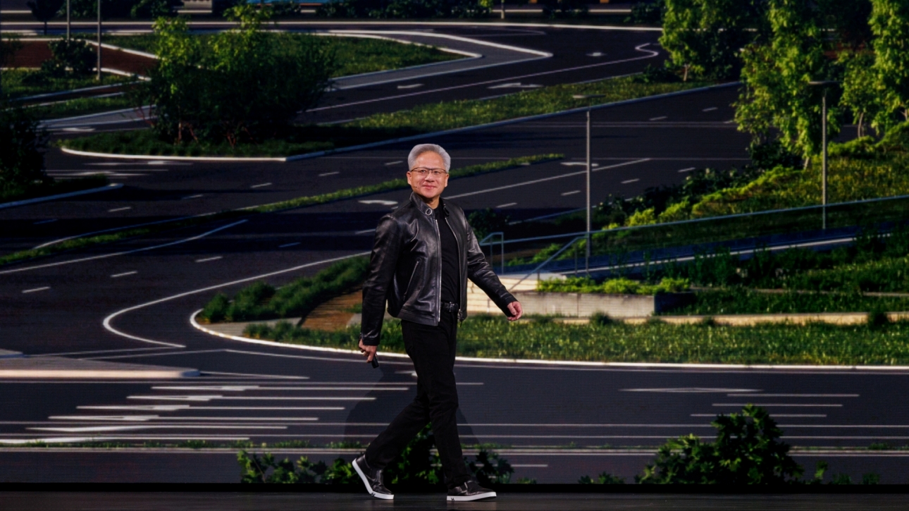 NVIDIA 掀起自动驾驶革命！传统车厂「金字塔」面临崩溃？