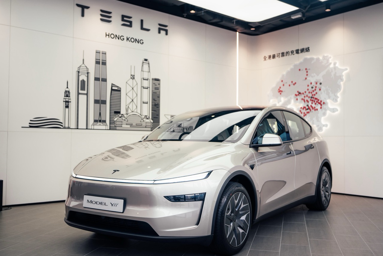 Tesla 全新三排六座 Model Y L 突袭香港